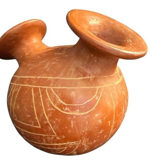 Vintage Hand Made Two Spouted Carved Red Clay Vase Canteen - Picture 2 of 10